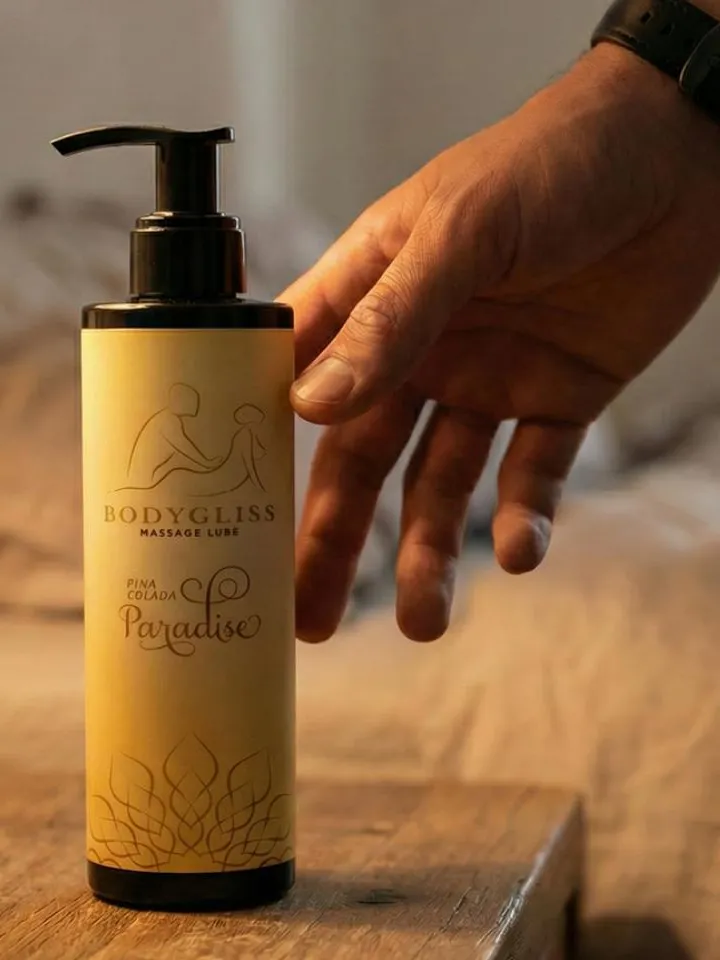 Massage Oil & Lubricant Pina Colada Paradise 150 ml - Masāžas eļļa 3 [full]