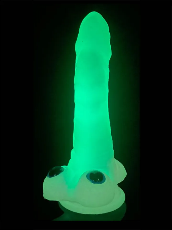Trob Phosphorescent Dildo 23 cm - Monster dildo 2 [full]